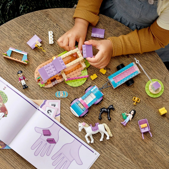 Конструктор LEGO Friends 41441 Тренировка лошади и прицеп для перевозки в Томске